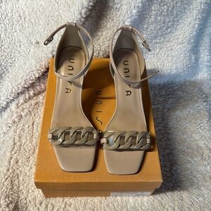 Unisa woman high heels light natural size 7 style undenny2